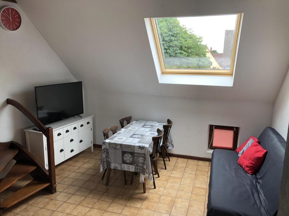 Gite Des 5 Cigognes Rouge Mittelwihr Exteriér fotografie